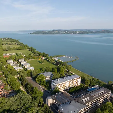 Lakefront In Zamardi-balaton 55199 Διαμέρισμα